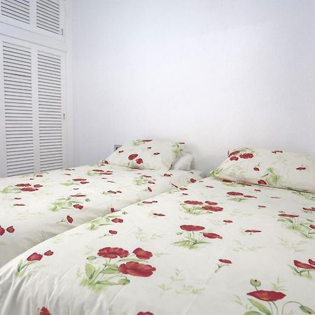 Modern Detached 4 Bed 3 Bath Villa With Private Pool Close To All Amenities Villamartin  Exterior foto
