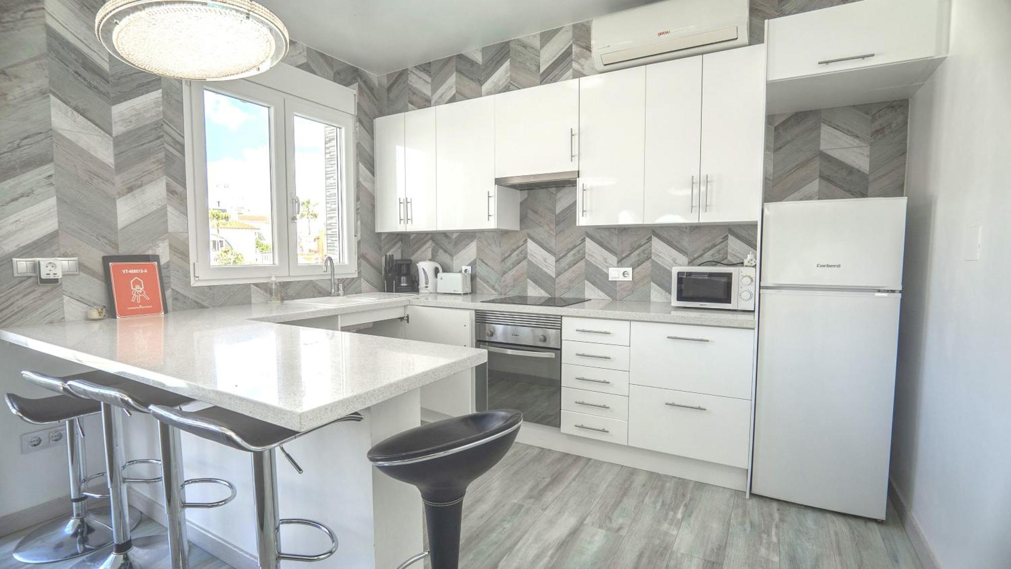 Modern Detached 4 Bed 3 Bath Villa With Private Pool Close To All Amenities Villamartin  Exterior foto