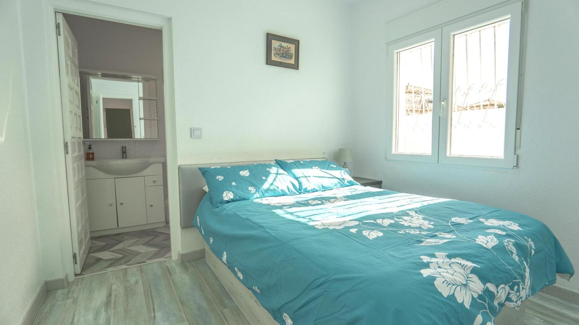 Modern Detached 4 Bed 3 Bath Villa With Private Pool Close To All Amenities Villamartin  Exterior foto